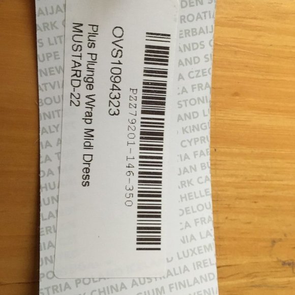 Boohoo Plunge Wrap Midi Dress 5/$25 - Picture 3 of 3